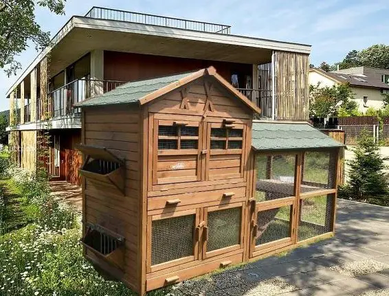 Hasenstall / Meerschweinchenstall - isoliert, 2-stöckig, NEU