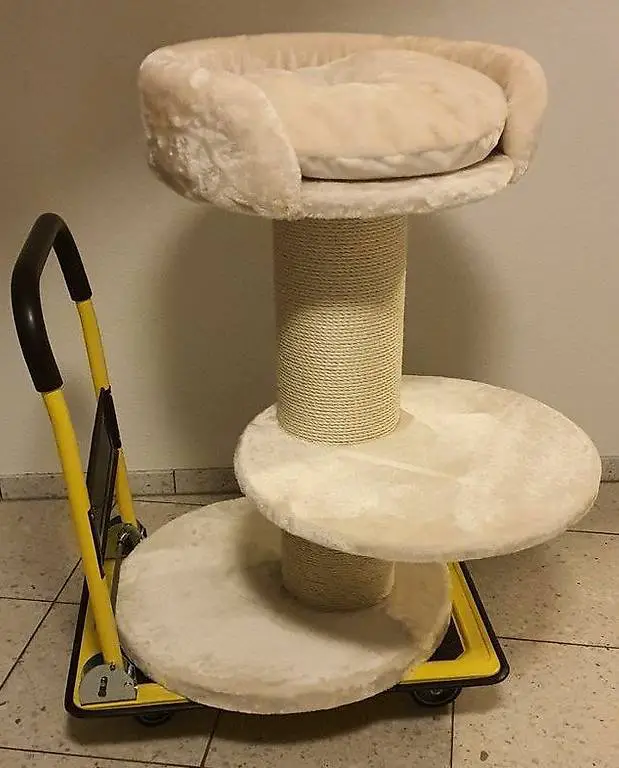 Kratzbaum für grosse Katze genial ab Lager Fabrikneu