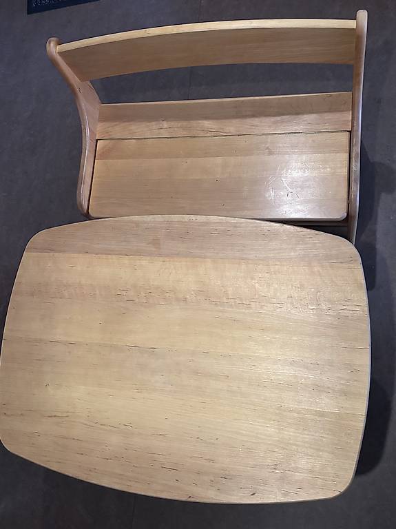 Erlenholz Kindertisch und Bank mit Truhe