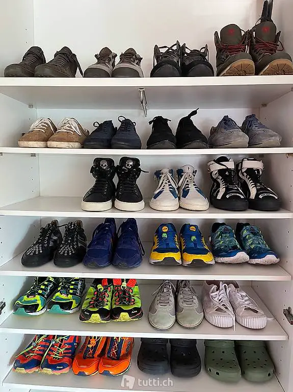 Calzature Paciotti Hogan Armani e altro