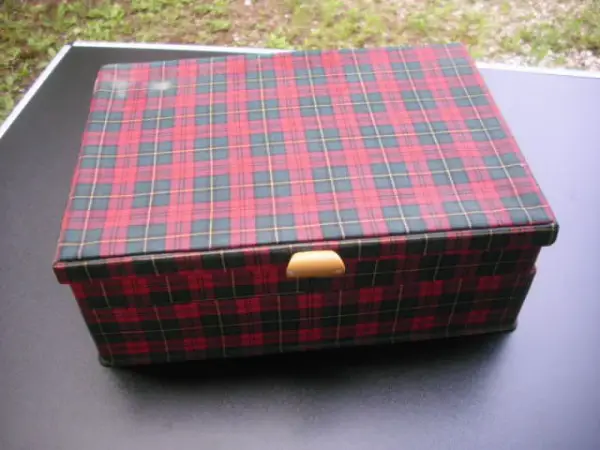 boîte de couture vintage