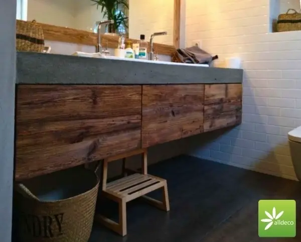 Waschtische / Kommoden aus Altholz