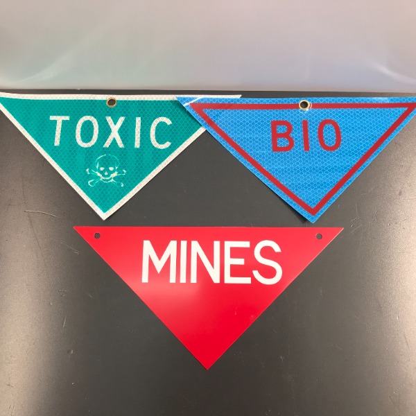 top: 3x original warn-flags us-army mines toxic bio gefahr