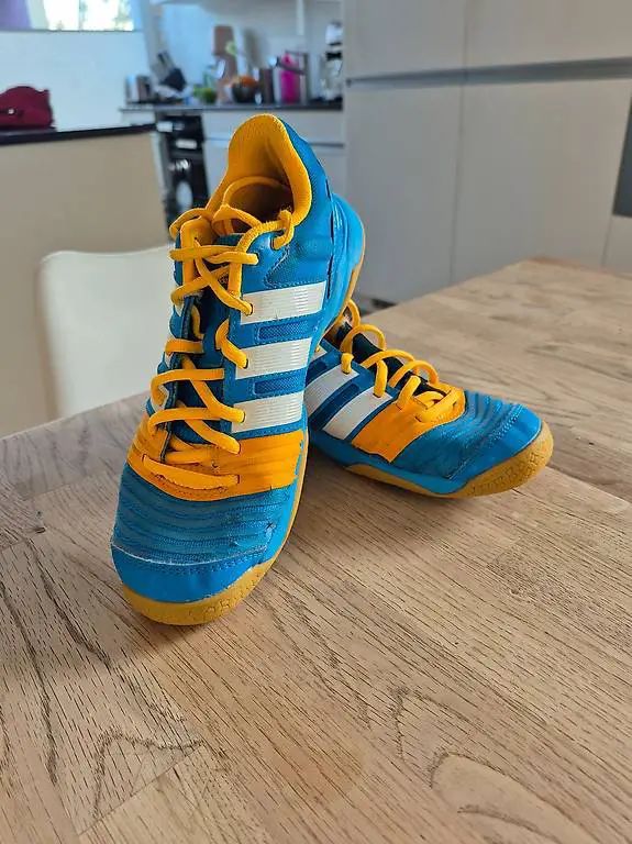 Hallenturnschuhe 36 2/3