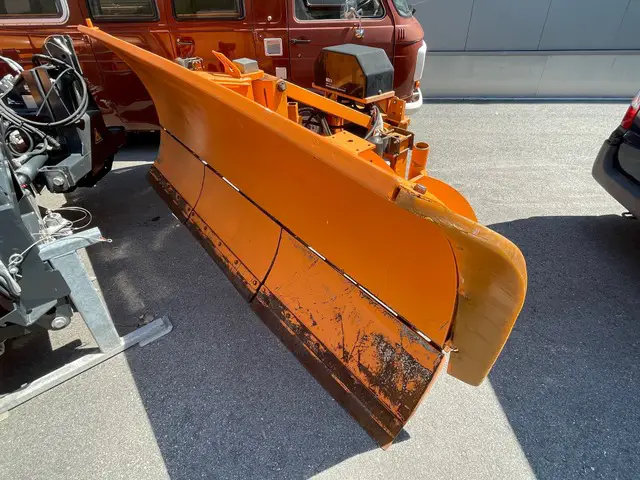 ZAUGG, G33-300-3, Winterdienst