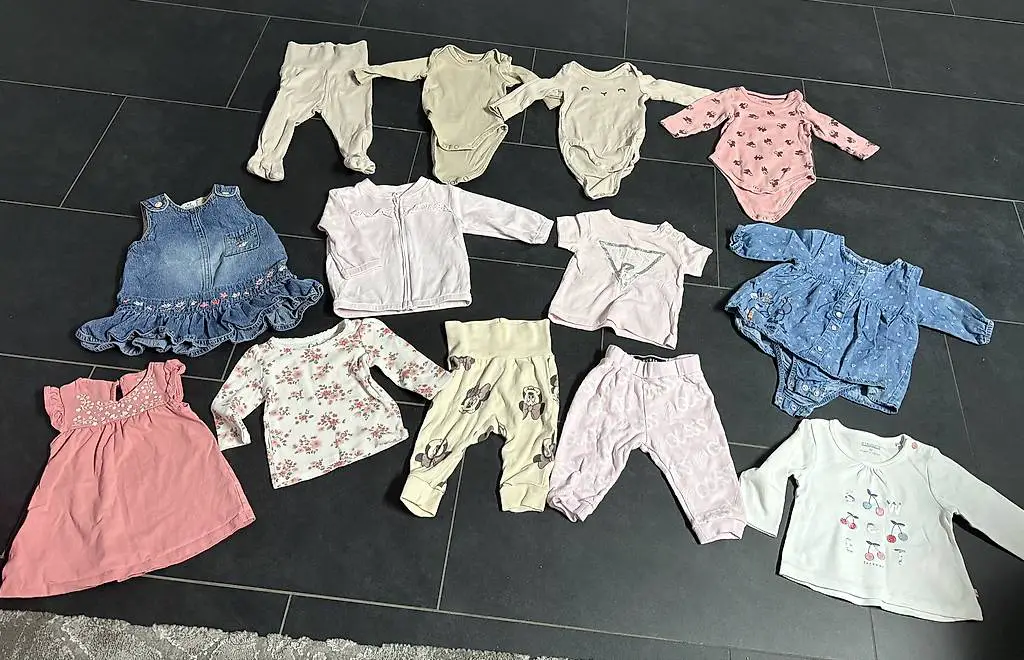 Kleiderpaket Baby 62