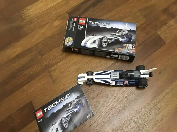 Lego Technic 42033 Rennauto Raketenauto