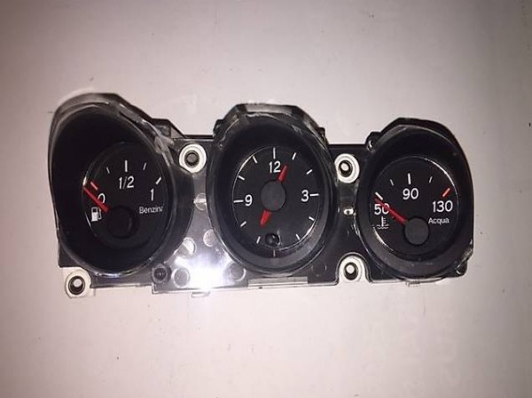 Alfa Romeo 156 GTA Benzin / Uhr / Wassertemperatur Anzeiger