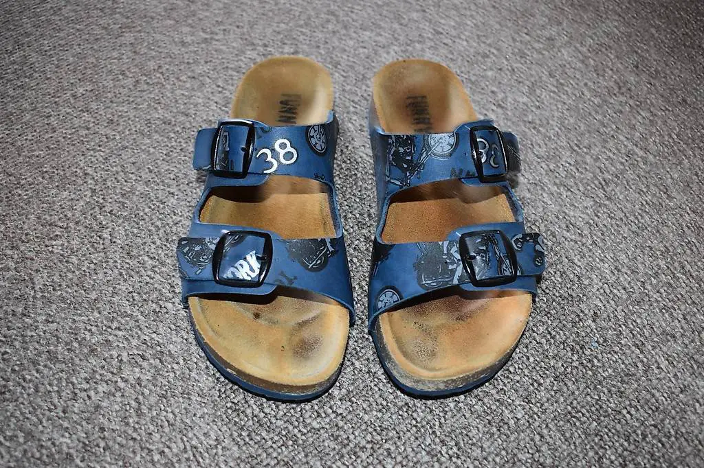 Finken / Hausschuhe Marke Funny in Gr. 38