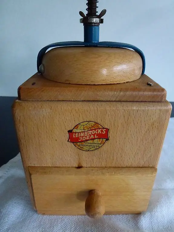 Kaffeemühle aus Buchenholz Antik "Leinbrock"s Jdeal"