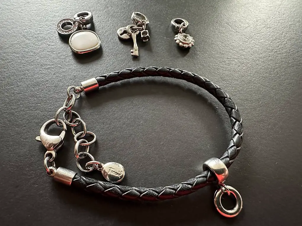 Lederarmband inkl 3 Charms Fossil Stahl