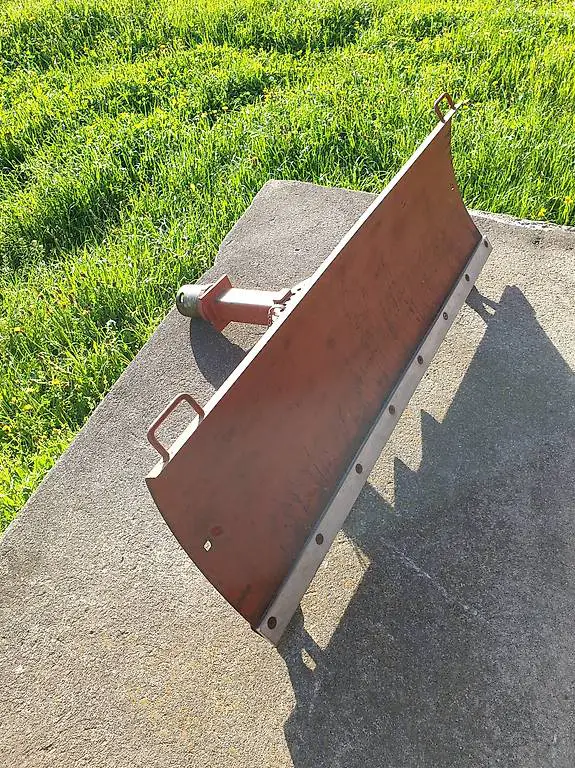 Schneepflug 1.60m breit für Motormäher