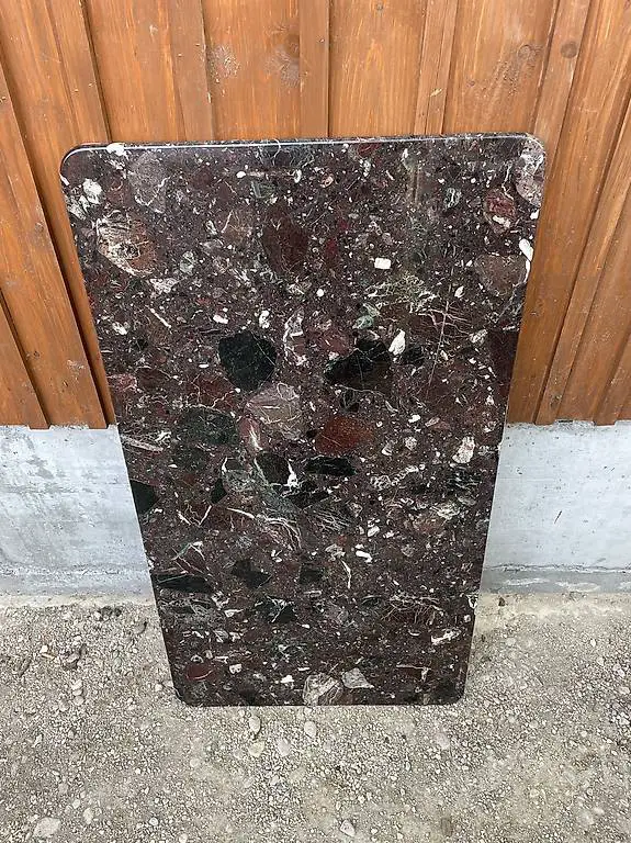 Edle Marmorplatte, Tischplatte, dunkler Naturstein