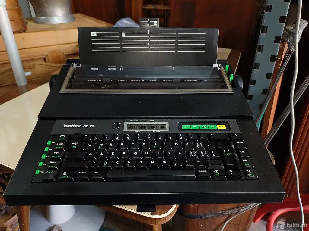 Brother CE-70 elektrische Speicherschreibmaschine Interface