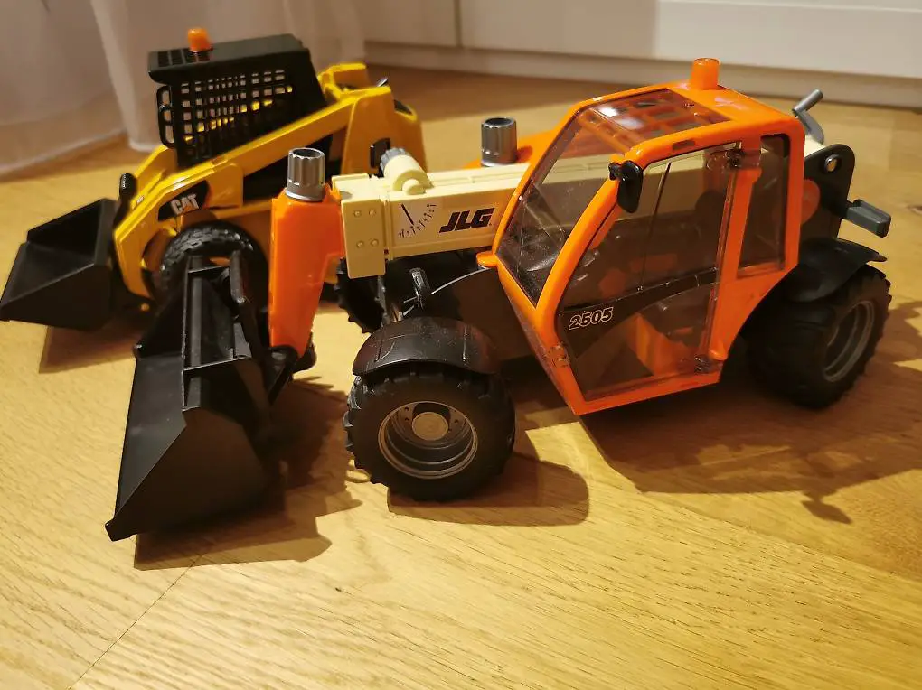 Bruder Teleskoplader & Bagger