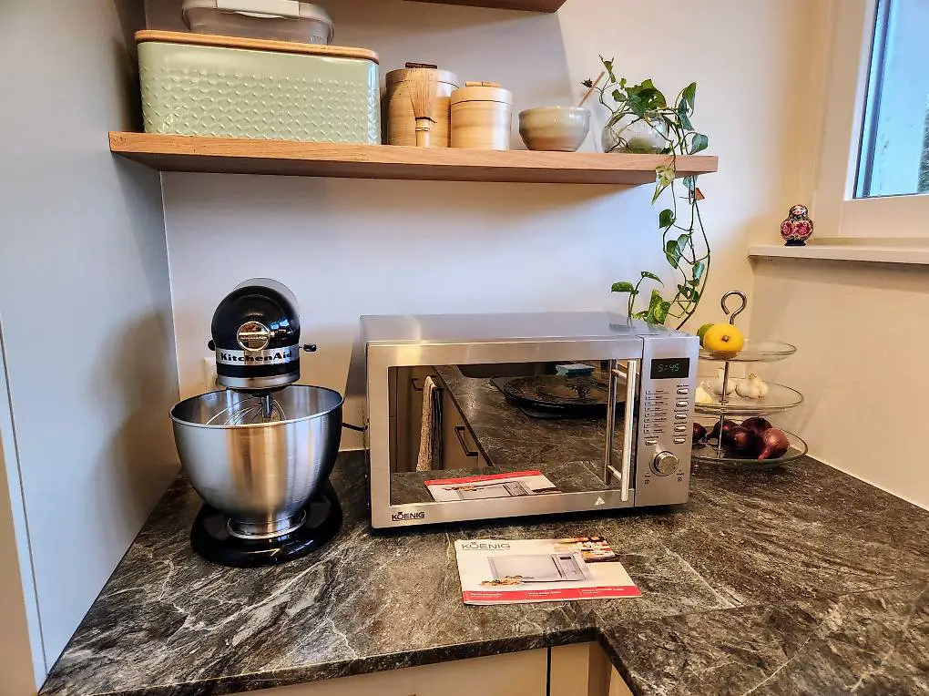 KÖNIG Kombi-Mikrowelle mit Grill