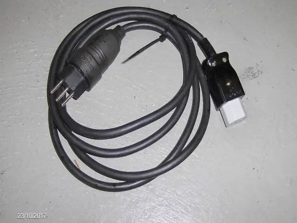 Bügeleisen Stecker spezial Verlängerungskabel 220 volt