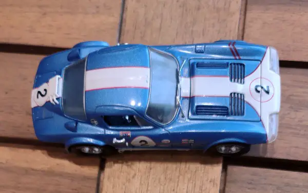 schöne Corvette C2 Grand Sport Coupe 1963 #2 blau mét. 1:43