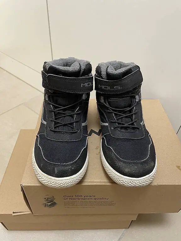 Winterschuhe Wasserfest.