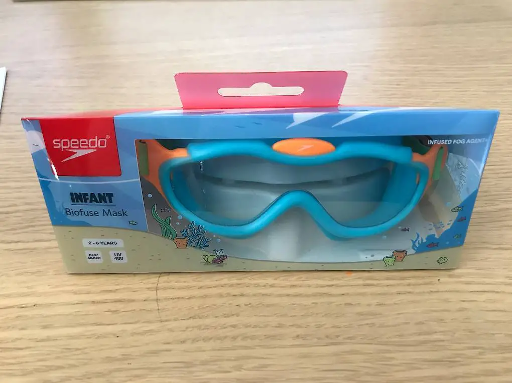 Speedo Kinderschwimmbrille neu