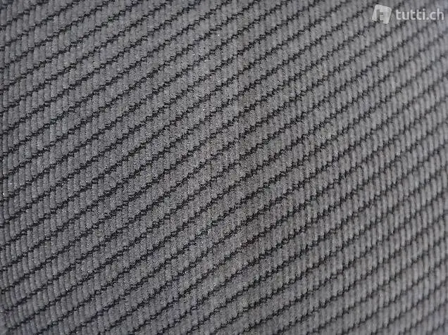 BMW E 30 + RÜCKSITZBANK + LIMOUSINE + SEHR GEPFLEGT