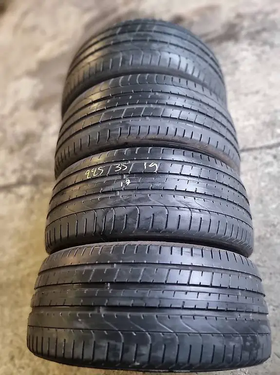 Sommerreifen 225 35 19
