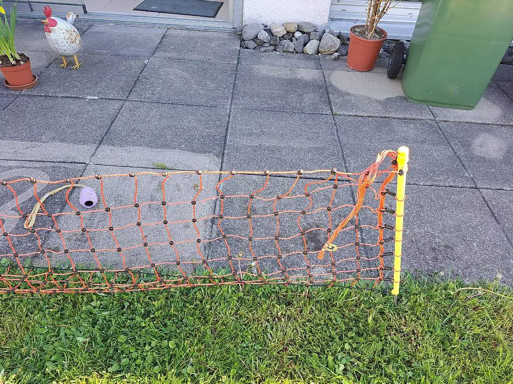 Maschendrahtzaun aus Kunststoff 24 m x 50 cm - gratis