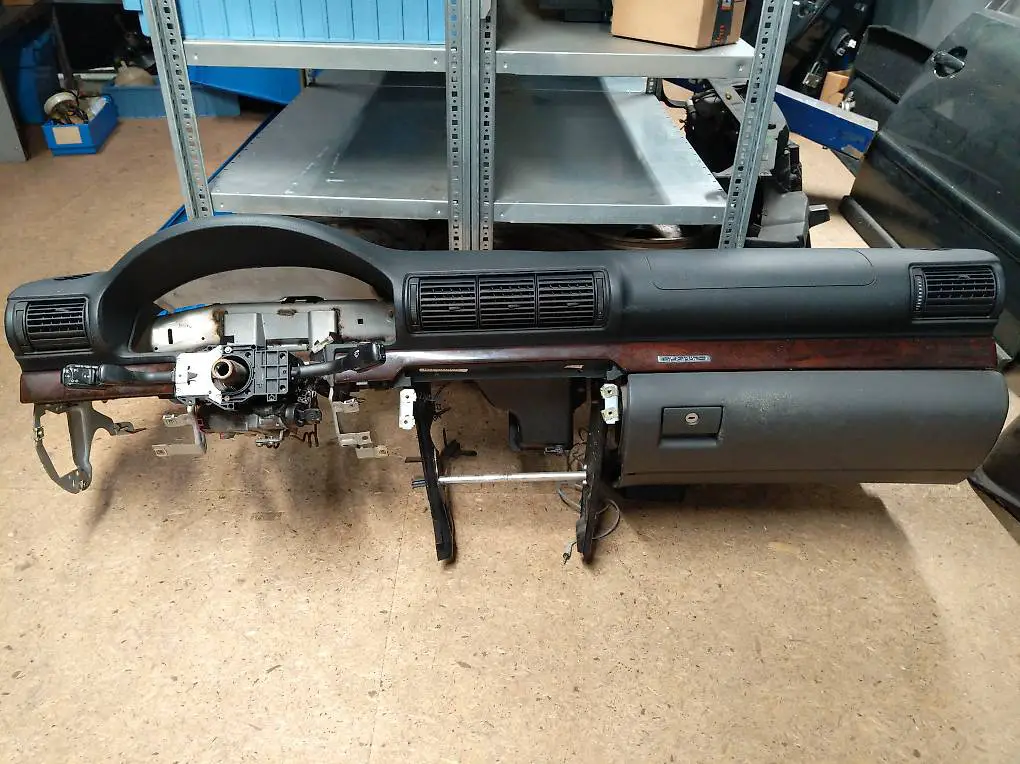 Armaturenbrett, Audi A4