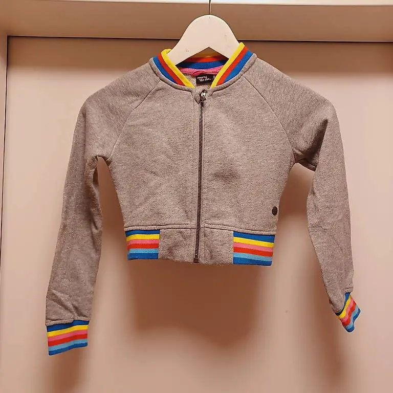 Sweatjacke Grösse 122/128