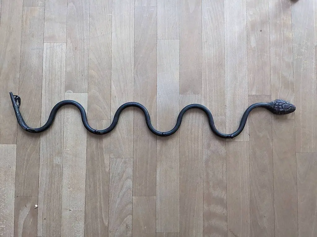 Kleiderhaken Garderobe Metall Schlange