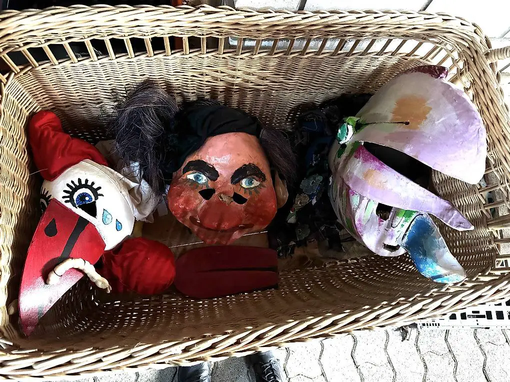 Diverse Fasnachtslarven