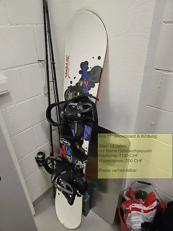 Snowboard mit Bindung