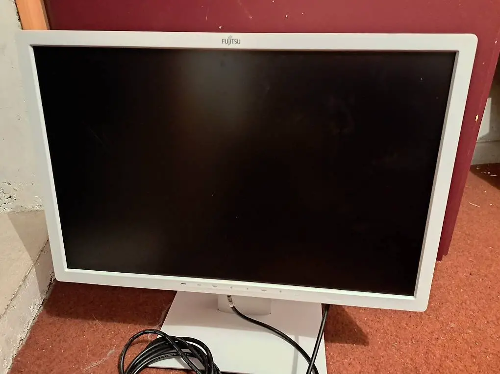 Fujitsu Bildschirm