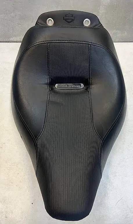 original sattel für harley davidson breakout fxsb 103