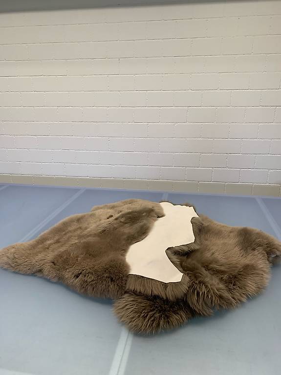3x Schaffell, Echtfell, hellbraun/taupe