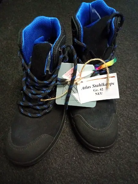 Schuhe Sicherheitsstiefel mit Stahlkappe NEU