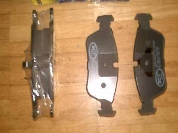  NEU BREMSKLÖTZE BMW E36 E46 TOURING Coupe Z3 Z4 E85 VORNE