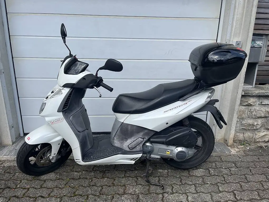 Aprilia SportCity Cube 300