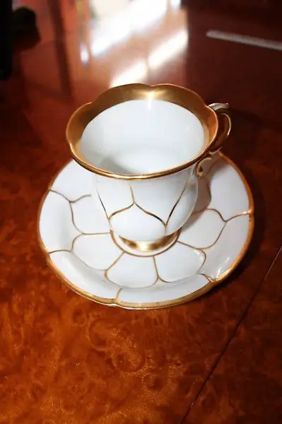 Meissen Mokkatasse Gold/weiss