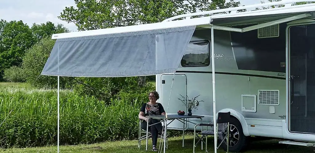 Wohnwagen Frontnetz für Markisen - NEU