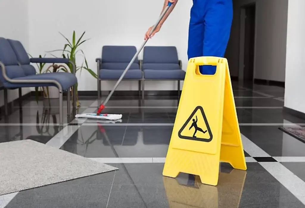 Addetta alle pulizie degli stabili