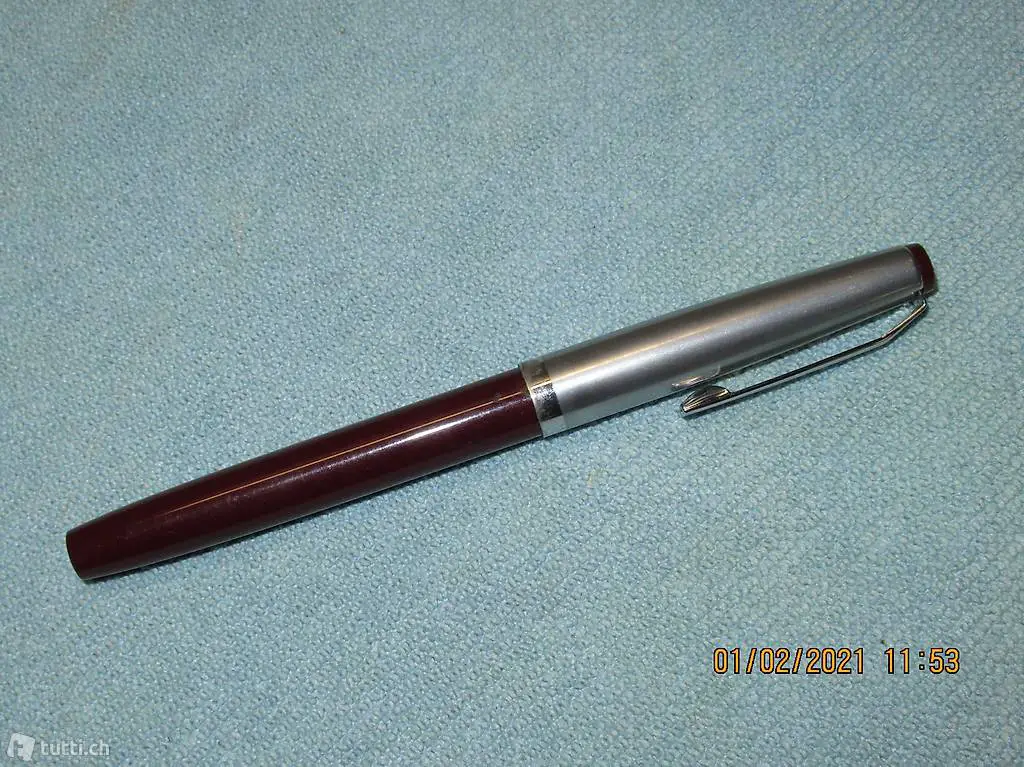 Fülli, Füllfederhalter, wird mit Patronen bedient