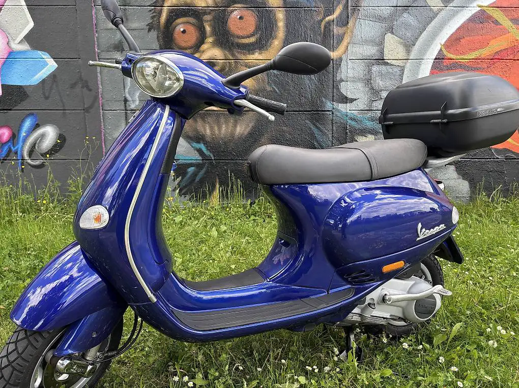 Vespa ET4 sehr gut frisch ab Service & MFK