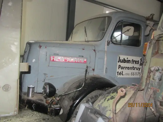 HENSCHEL Oldtimer, 3-Seitenkipper