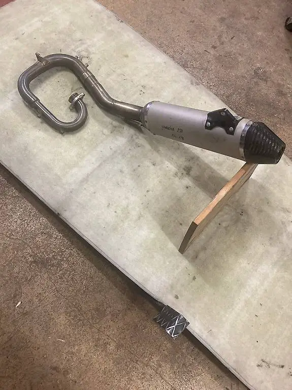 Yamaha YZF 250 Auspuffanlage PRO CARBON Racing