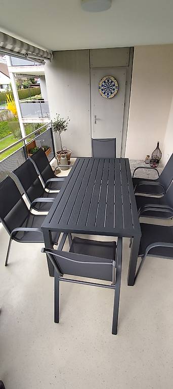 Balkontisch-Garnitur mit 8 Stühlen