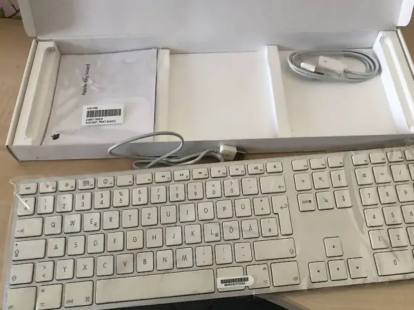 Apple USB Tastatur Neuwertig