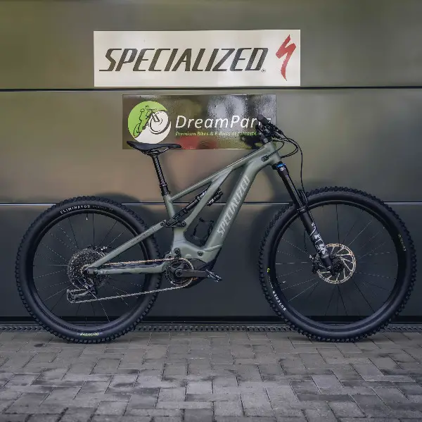 *Specialized Turbo Levo Comp 700Wh green