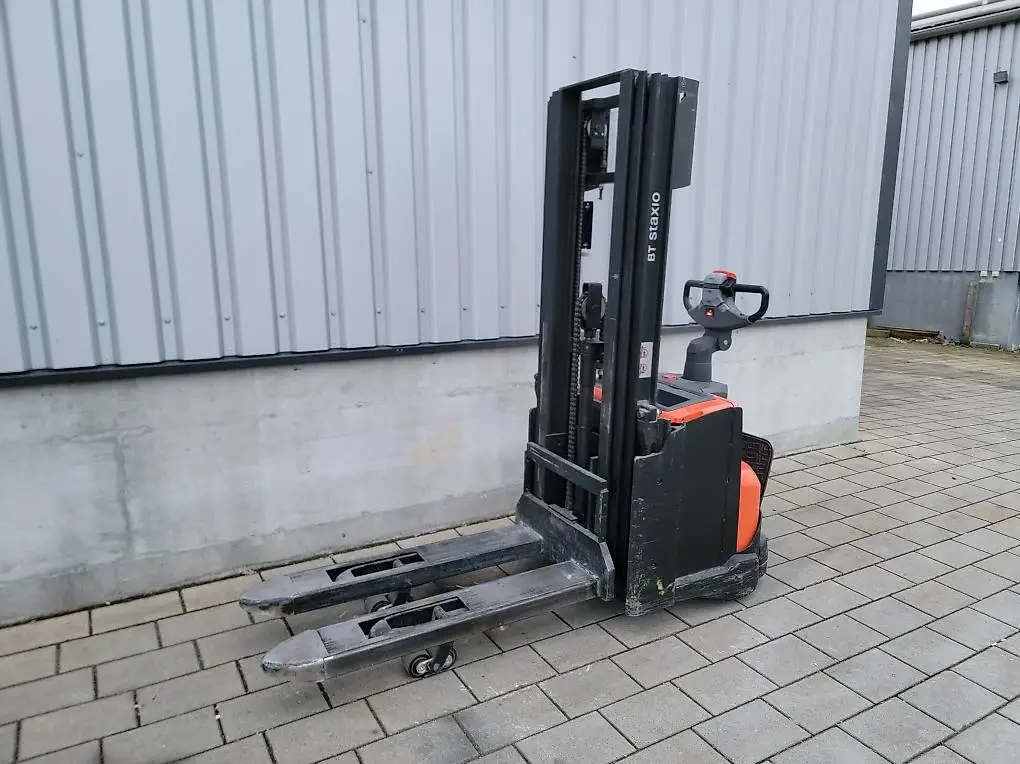 Stapler Toyota BT 1400kg BJ. 2014 Hub 365cm