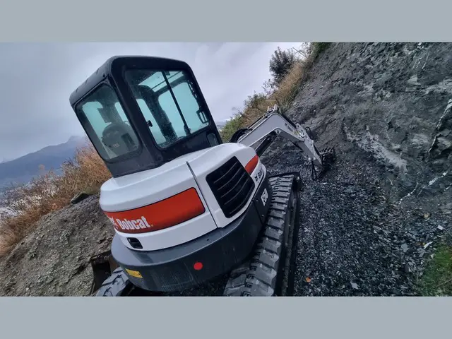 BOBCAT E50, Bau - Geräte / Maschinen